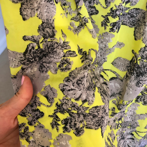 Vici Floral Print Maxi Dress - Picture 4 of 6